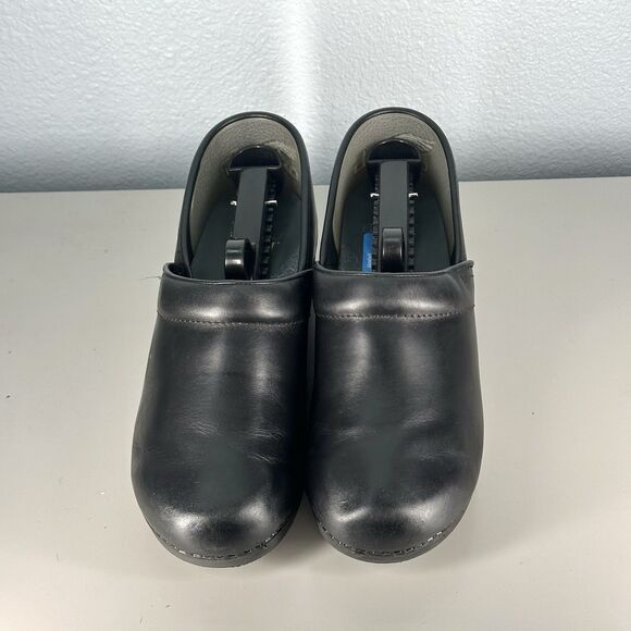 Dansko XP 2.0 Women's Clog  Waterproof Pull Up Size 40 Black US 9.5-10 - Picture 3 of 15